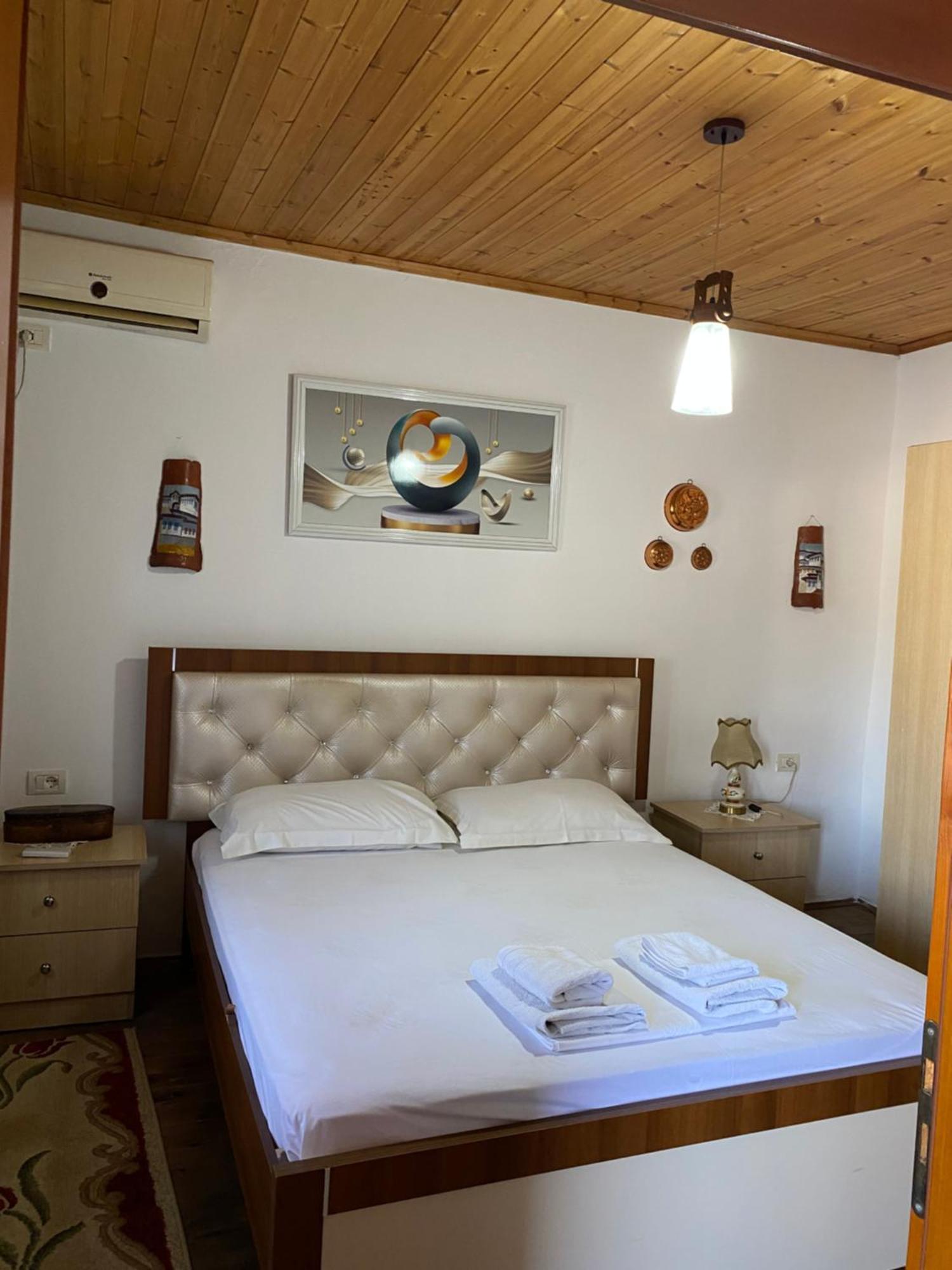 Aria Baci Guest House ベラト エクステリア 写真